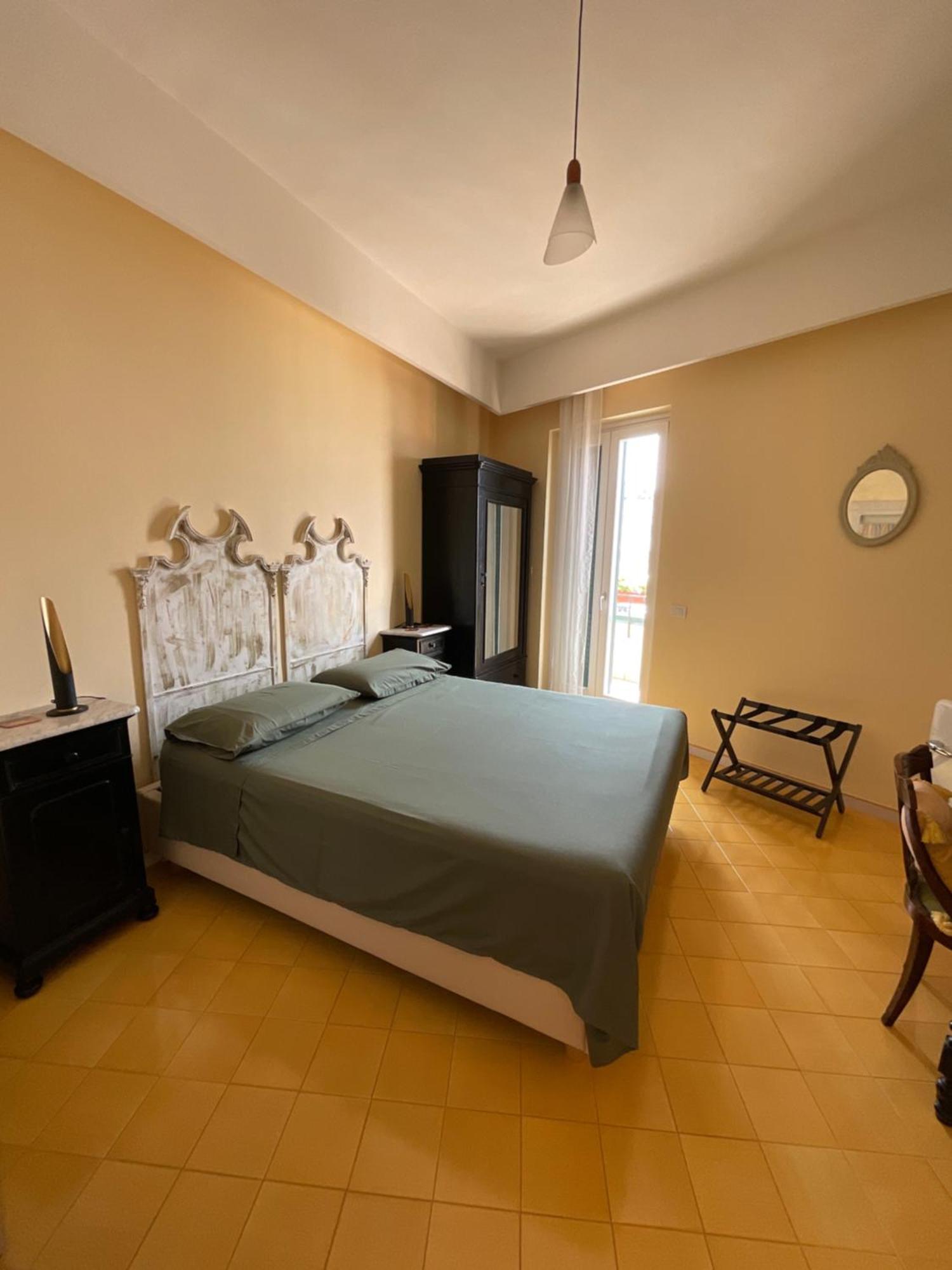 Bed and Breakfast Vesuvio View Vico Equense Exterior foto