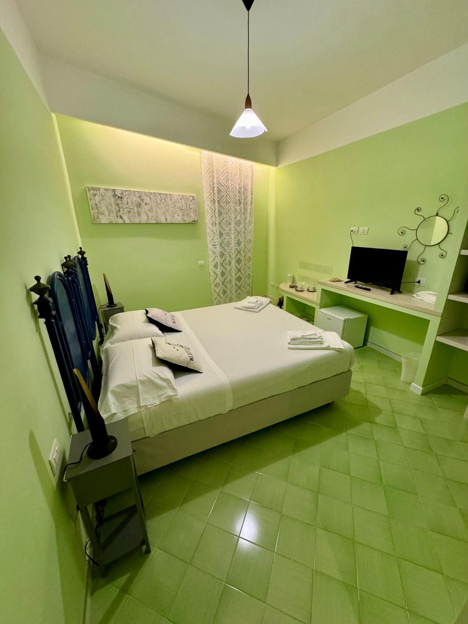Bed and Breakfast Vesuvio View Vico Equense Exterior foto