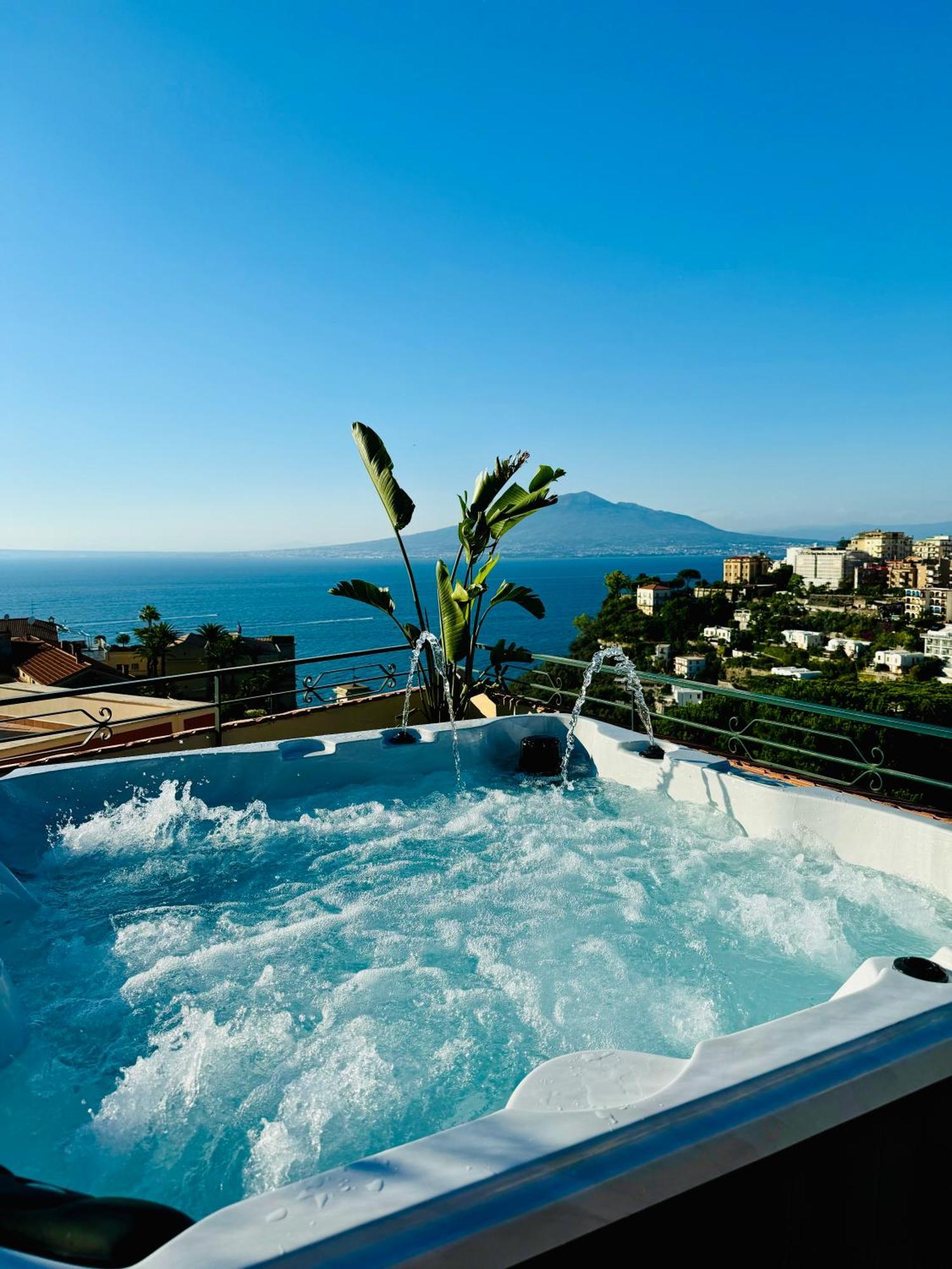 Bed and Breakfast Vesuvio View Vico Equense Exterior foto