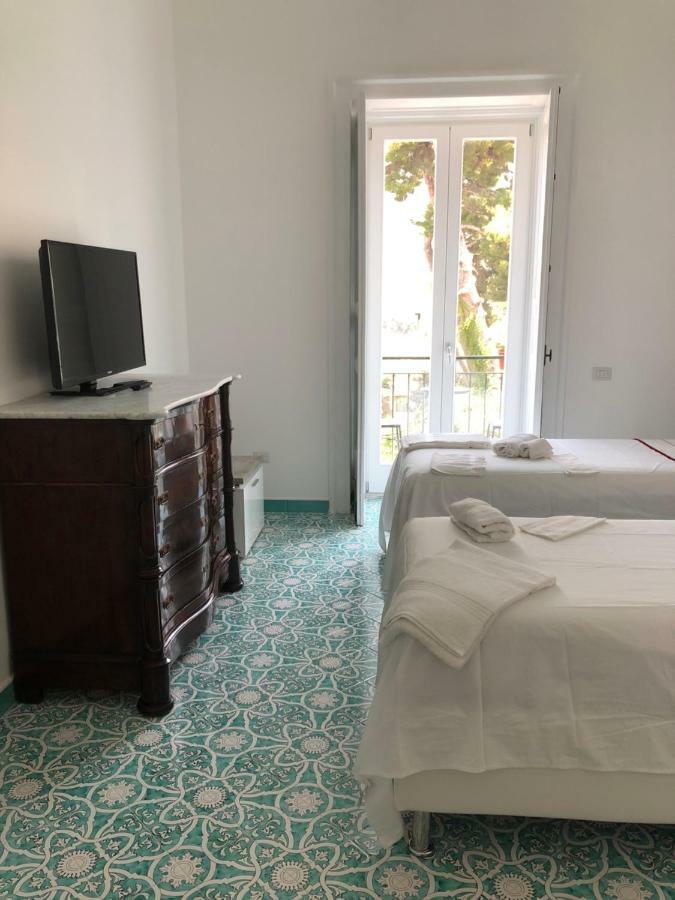 Bed and Breakfast Vesuvio View Vico Equense Exterior foto
